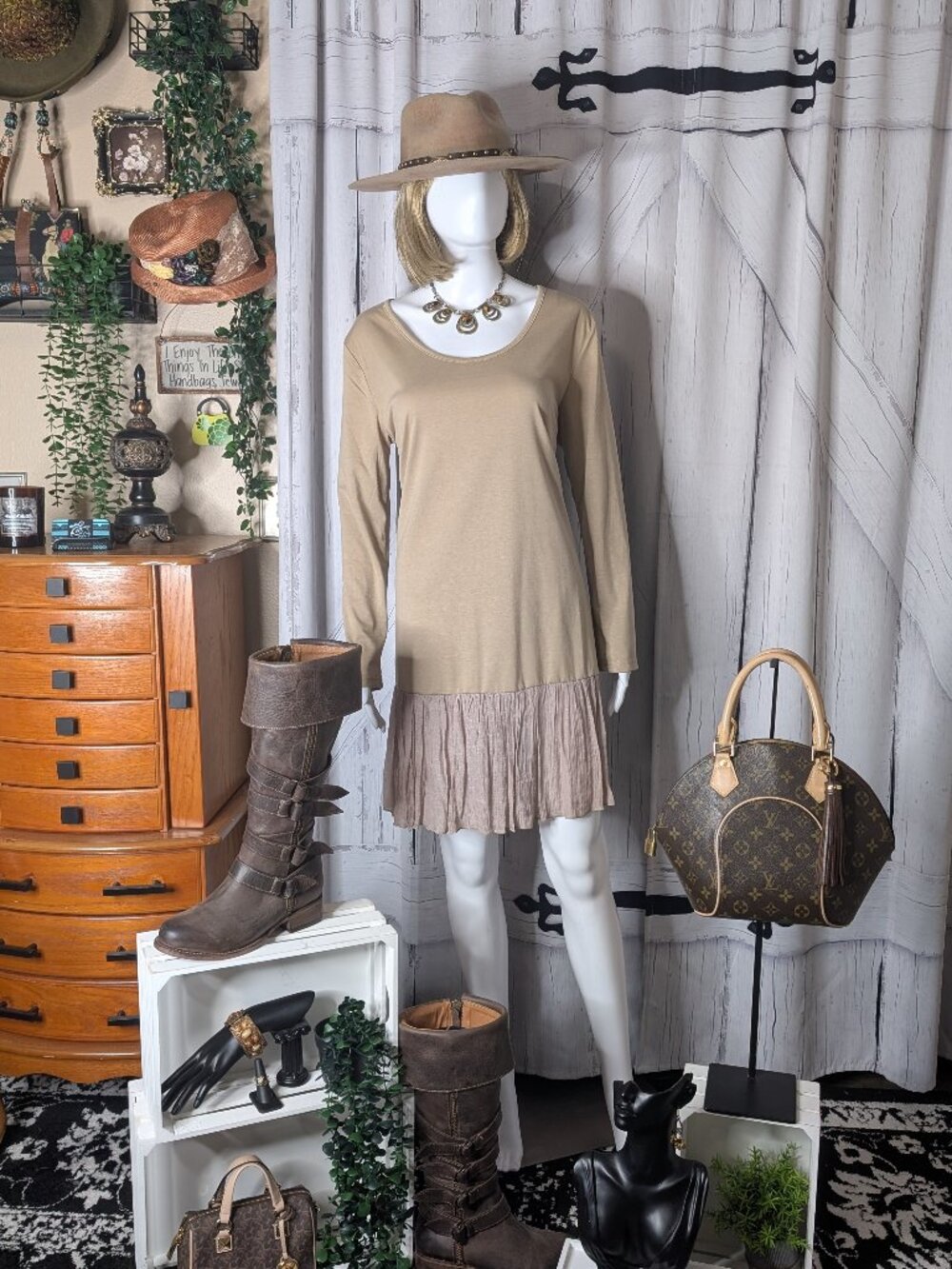 Pretty Angel Dress Brown Size L NWT